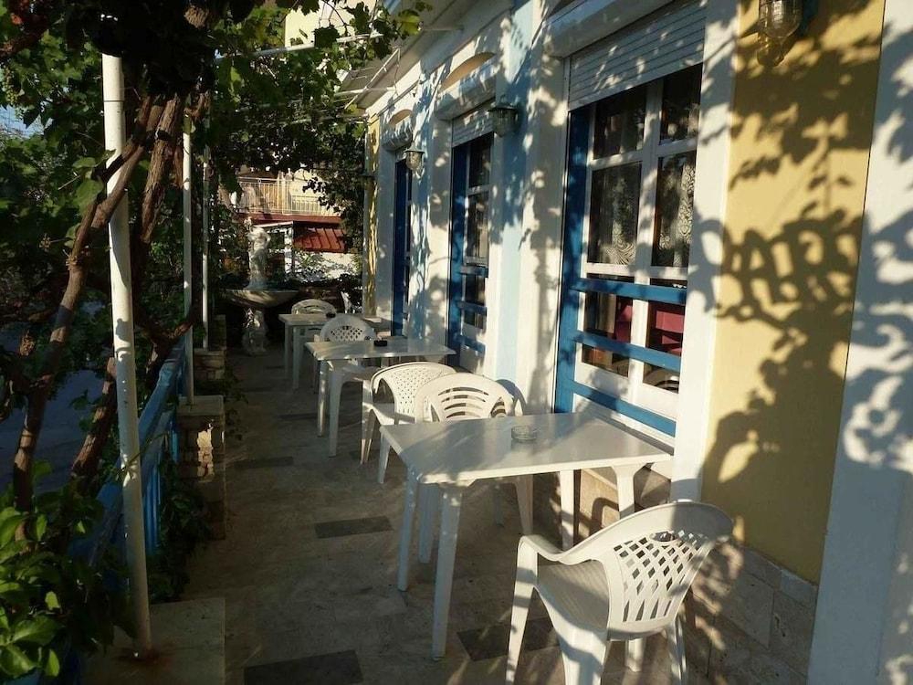 Rania Beach Ireo Exterior foto